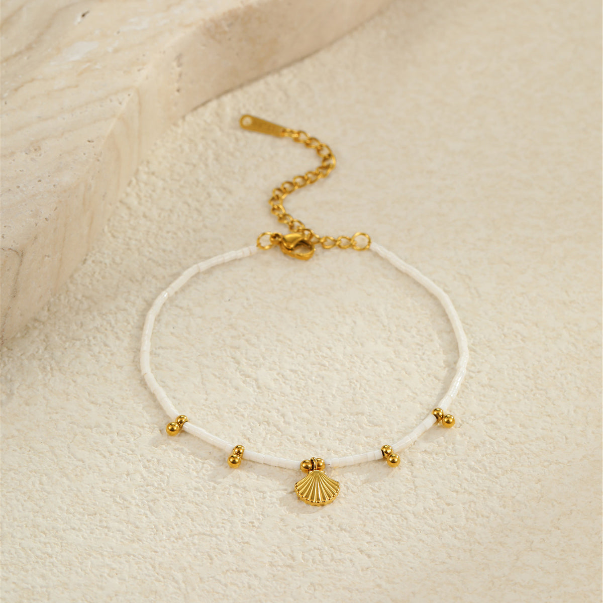 Gold Seashell Beaded Bracelet