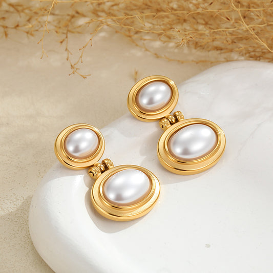 Oval Pearl Earrings