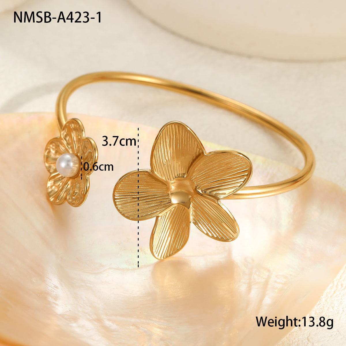 Pearl Blossom Gold Bracelet